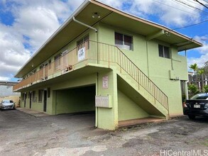 922 Palm Pl in Wahiawa, HI - Building Photo - Building Photo