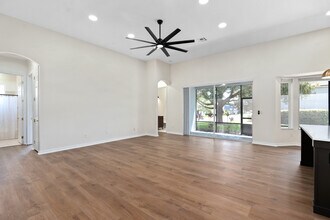 2522 Northumbria Dr in Sanford, FL - Building Photo - Building Photo