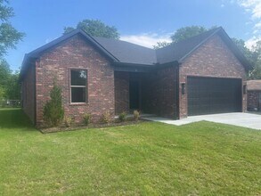 9 Valewood Ct in Sherwood, AR - Building Photo - Building Photo