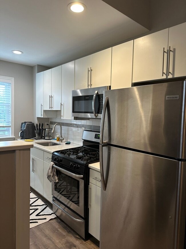 property at 804 N 16th St
