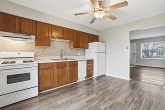 431 Filweber Ct, Unit 6 in Antioch, IL - Foto de edificio - Building Photo