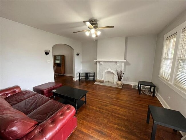 518 Belgreen Pl in Pittsburgh, PA - Building Photo - Building Photo