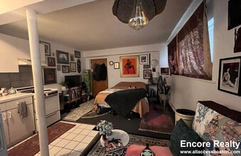 226 Parker Hill Ave, Unit 3 in Boston, MA - Foto de edificio - Building Photo