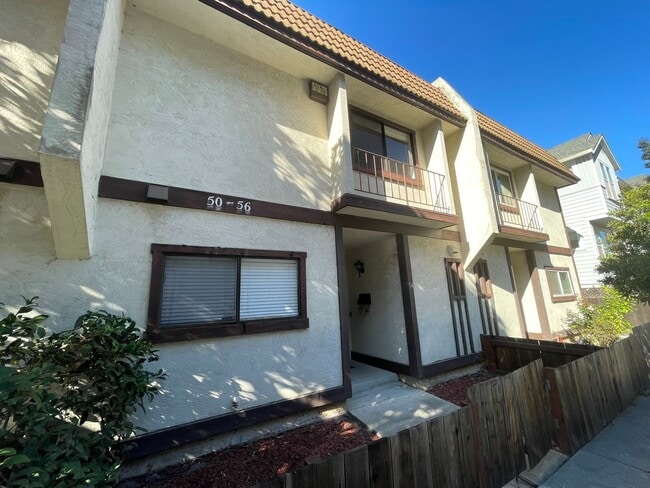 54 Chumalia St in San Leandro, CA - Building Photo - Building Photo