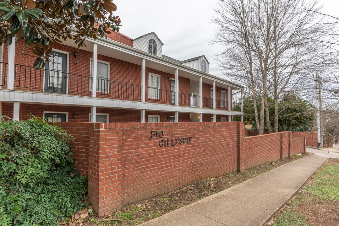 511 E Gillespie St, Unit E 28 in Starkville, MS - Building Photo