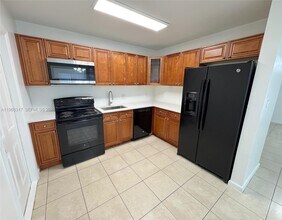 1641 NW 24th Terrace in Fort Lauderdale, FL - Building Photo - Building Photo