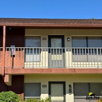 108 Lacosta Ln in Daytona Beach, FL - Building Photo