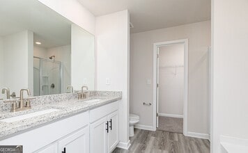 3983 Hidden River Ln in Oakwood, GA - Building Photo - Building Photo