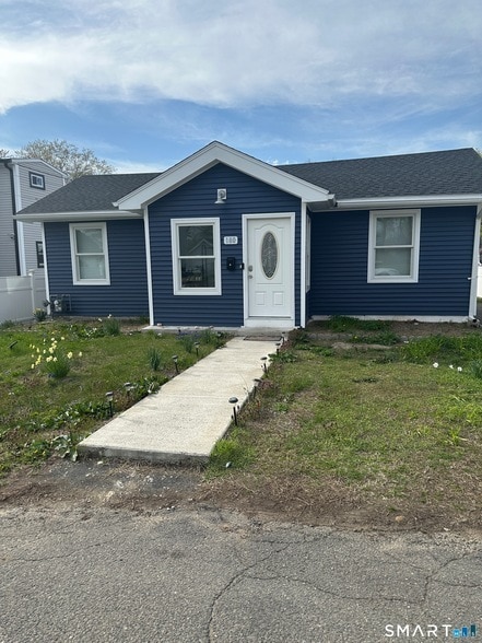 property at 180 Pleasantview Ave