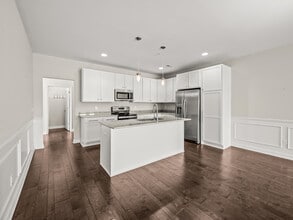 5508 Arbor Chase Dr in Ann Arbor, MI - Building Photo - Building Photo