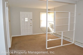 1304 N Manhattan Ave in Manhattan, KS - Building Photo - Building Photo