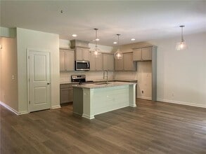 244 Blue Dragon Dr in Jefferson, GA - Building Photo - Building Photo