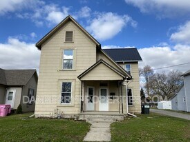 510 Howard St in Findlay, OH - Building Photo