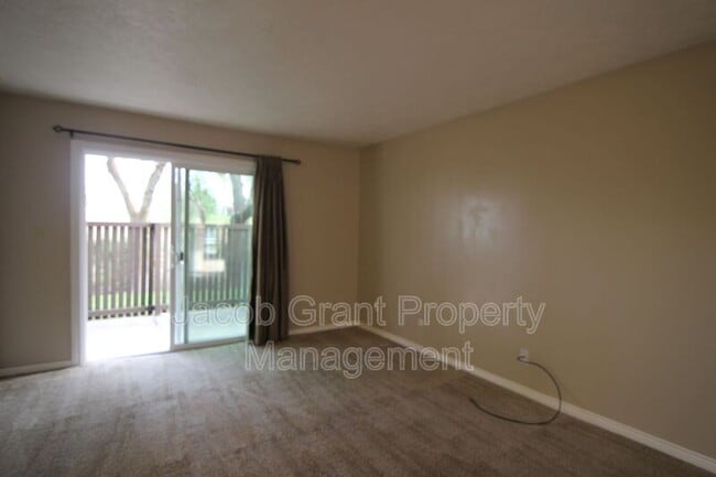 1440 Vega Cir in Idaho Falls, ID - Building Photo - Building Photo