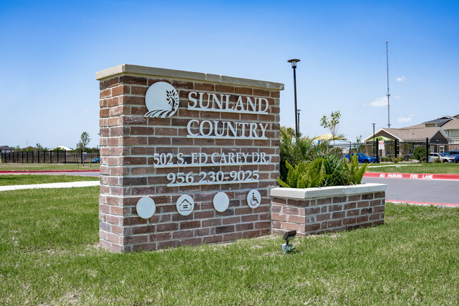 Sunland Country in Harlingen, TX - Building Photo - Building Photo