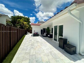 5020 SW 154th Ave in Miami, FL - Building Photo - Building Photo