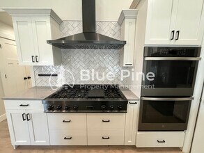 4480 N Bristol Dr in Idaho Falls, ID - Building Photo - Building Photo