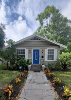 2821 6th Ave N in St. Petersburg, FL - Building Photo