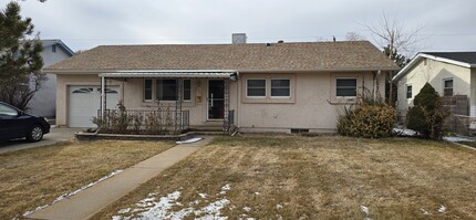 2003 Driftwood Ln in Pueblo, CO - Building Photo - Building Photo