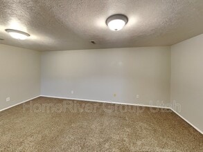 5631 W 11030 N in Highland, UT - Building Photo - Building Photo