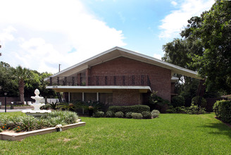 Creekside Condos in Jacksonville, FL - Building Photo - Building Photo