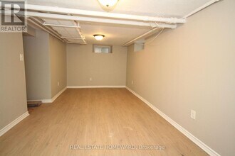 101 Kingsmount Park Rd in Toronto, ON - Building Photo - Building Photo