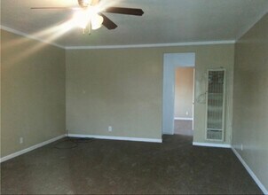 634 W Colden Ave in Los Angeles, CA - Building Photo - Building Photo