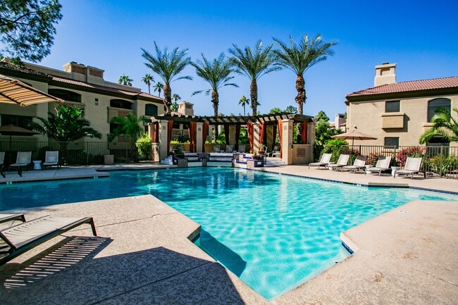 San Tropez Apartment Homes in Scottsdale, AZ - Building Photo - Building Photo