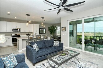 12180 Wellen Golf St in Venice, FL - Building Photo - Building Photo