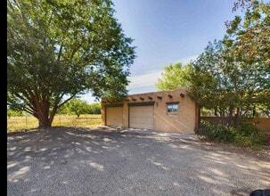 120 Los Cordovas in Ranchos De Taos, NM - Building Photo - Building Photo