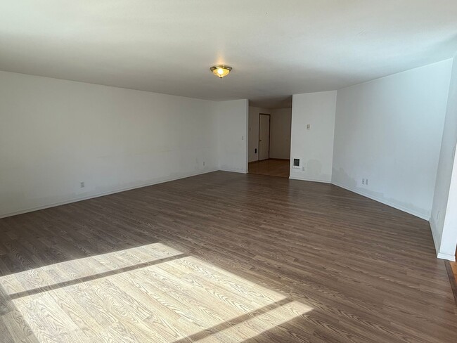 16046 Dyke Rd in La Pine, OR - Building Photo - Building Photo