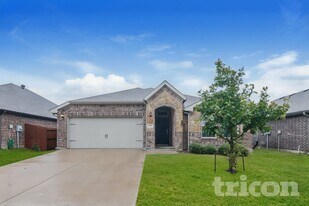 2557 Hadley St in Weatherford, TX - Building Photo