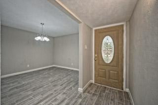 5423 Dunnethead Dr in Houston, TX - Building Photo - Building Photo