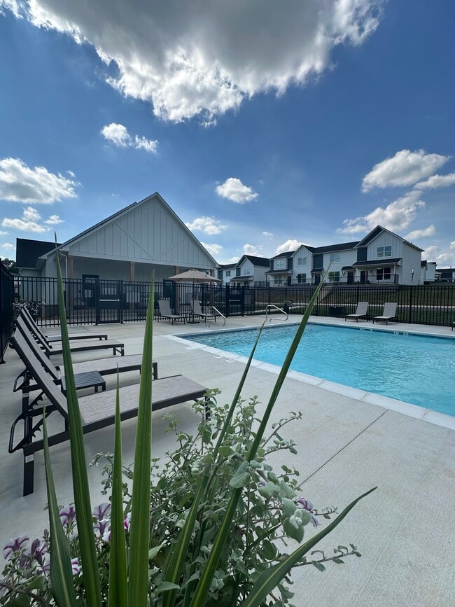 Buffalo Ridge Townhomes