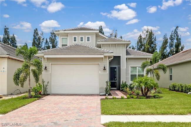 14539 Topsail Dr in Naples, FL - Foto de edificio - Building Photo