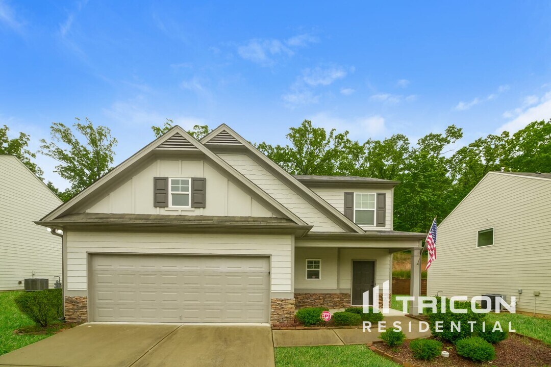 196 Foggy Creek Ln in Hiram, GA - Building Photo