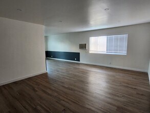 1414 S Orange Grove Ave, Unit 5 in Los Angeles, CA - Building Photo - Building Photo