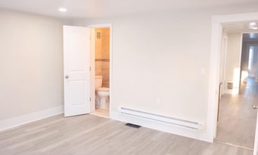 508 Albany St in Utica, NY - Foto de edificio - Building Photo