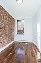 MULBERRY ST., Unit 8 in New York, NY - Foto de edificio - Building Photo