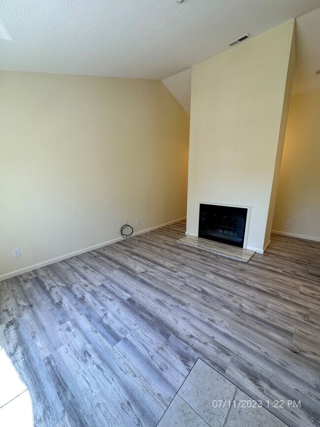 118 Golden Gate Cir in Napa, CA - Building Photo - Building Photo