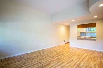 4685 Galewood St in Lake Oswego, OR - Building Photo - Building Photo