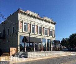 397 Lagrange St in Greenville, GA - Building Photo
