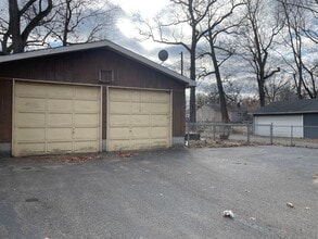 400 S Liberty St in Hobart, IN - Building Photo - Building Photo
