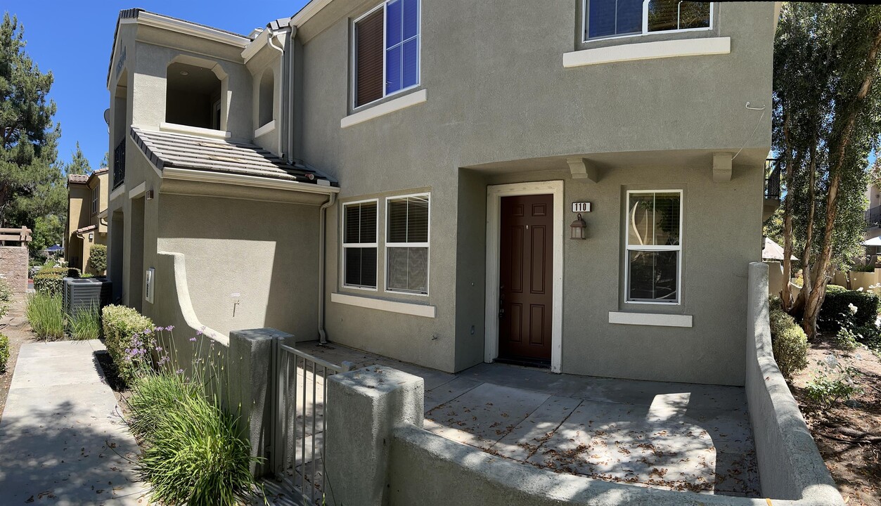 28314 Socorro St in Murrieta, CA - Building Photo
