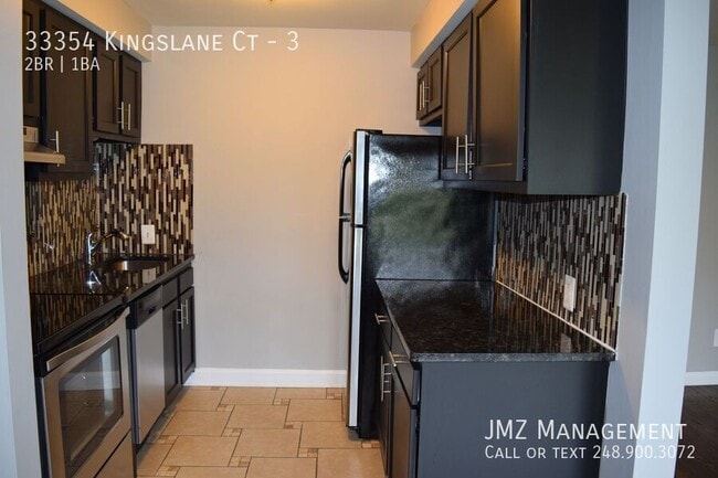 property at 33354 Kingslane Ct