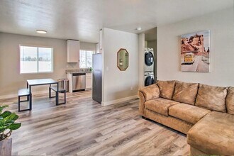 1110 W Woodland Lake Rd in Lakeside, AZ - Building Photo - Building Photo