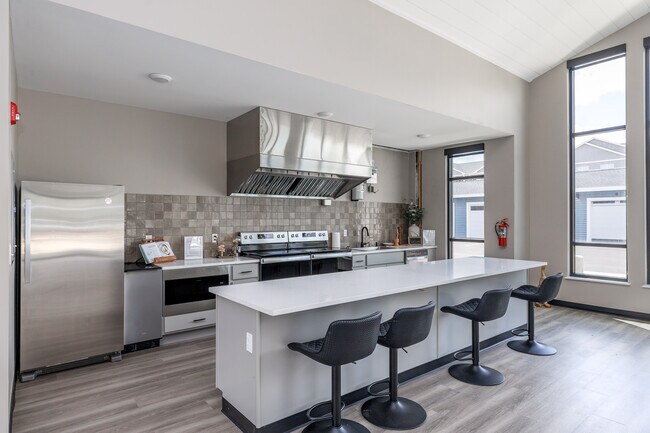 LoSo Lakeside Apartments in Cicero, NY - Foto de edificio - Interior Photo