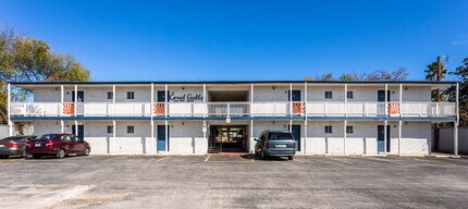 Coral Gables Apartments in San Antonio, TX - Building Photo - Building Photo