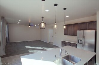 1100 Via San Pietro in Henderson, NV - Building Photo - Building Photo