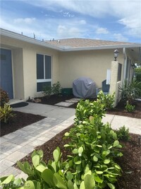 51 Glades Blvd in Naples, FL - Building Photo - Building Photo